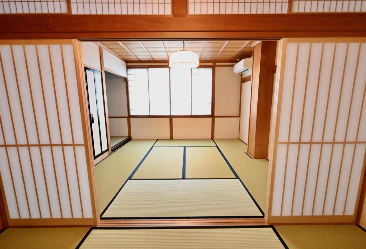 Manabi-Stay Takayama Sakura: Traditional Town Retreat with Artificial Onsen Exterior photo